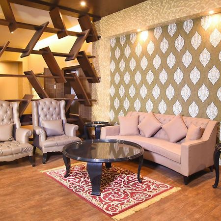 فندق Circle Club فيصل آباد الغرفة الصورة