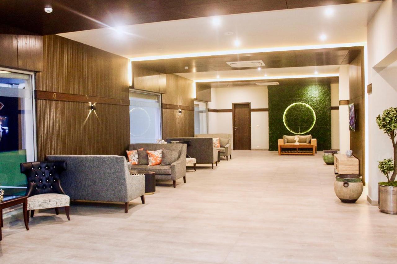 فندق Circle Club فيصل آباد المظهر الخارجي الصورة