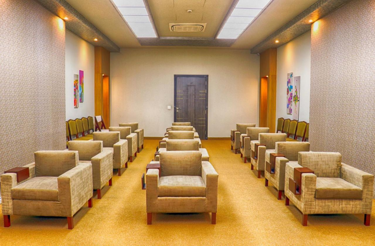 فندق Circle Club فيصل آباد المظهر الخارجي الصورة