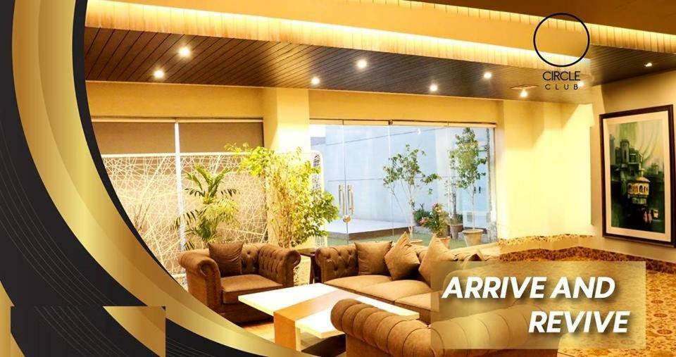 فندق Circle Club فيصل آباد المظهر الخارجي الصورة