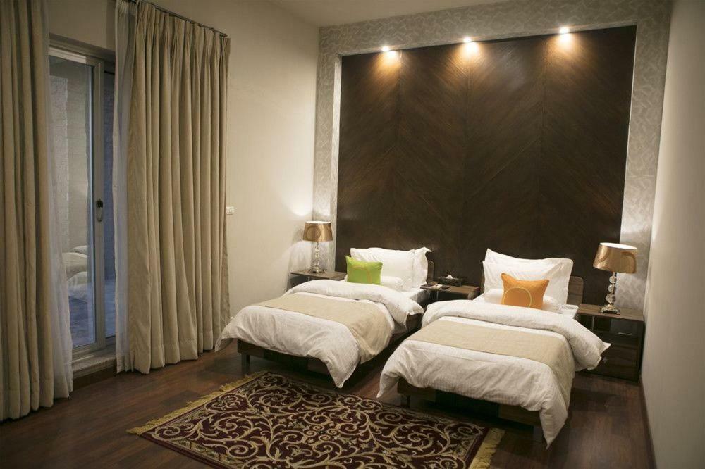 فندق Circle Club فيصل آباد المظهر الخارجي الصورة