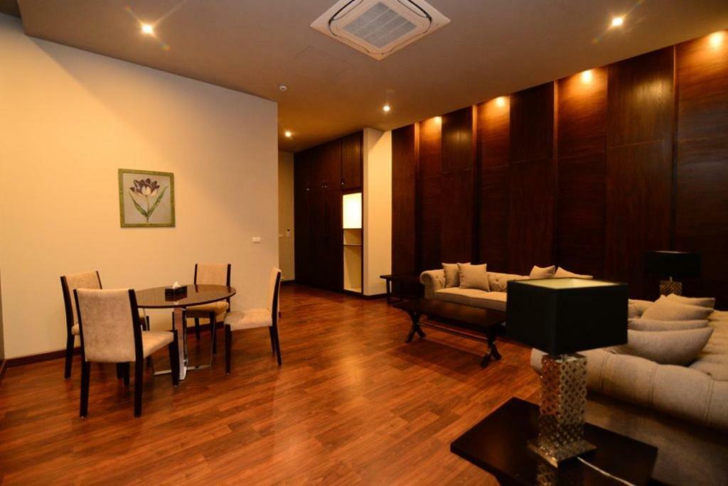 فندق Circle Club فيصل آباد المظهر الخارجي الصورة
